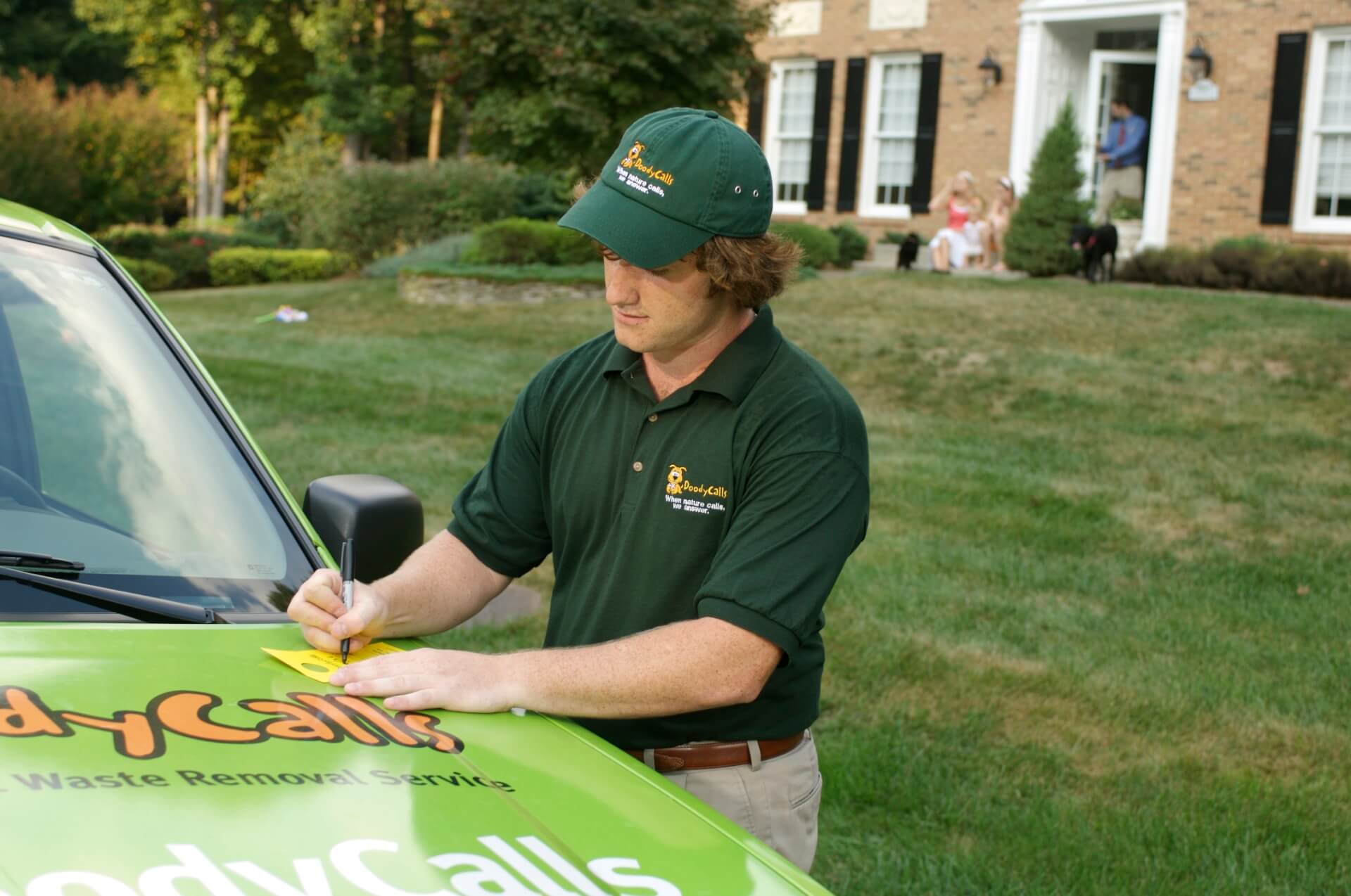 Pooper Scooper Services What Questions Should I Ask Before Choosing